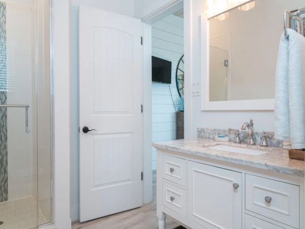 Luxurious Beachfront Villa in Little Exuma - 4-Bedroom Getaway